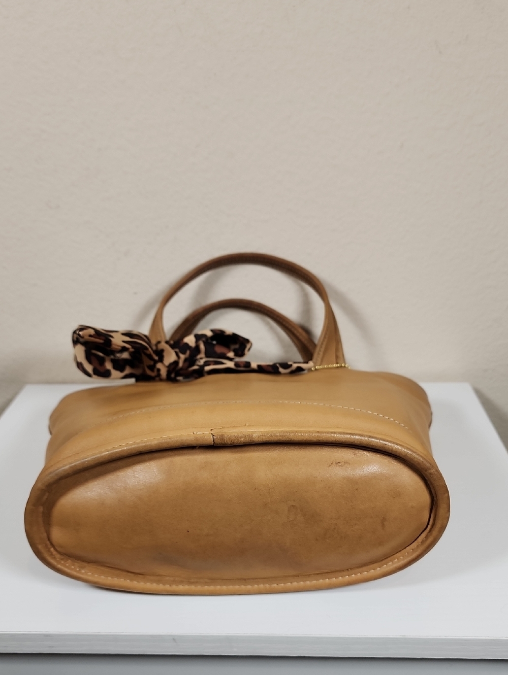 Vintage Coach Bleeker Small Basket #9301 - Picture 9 of 12